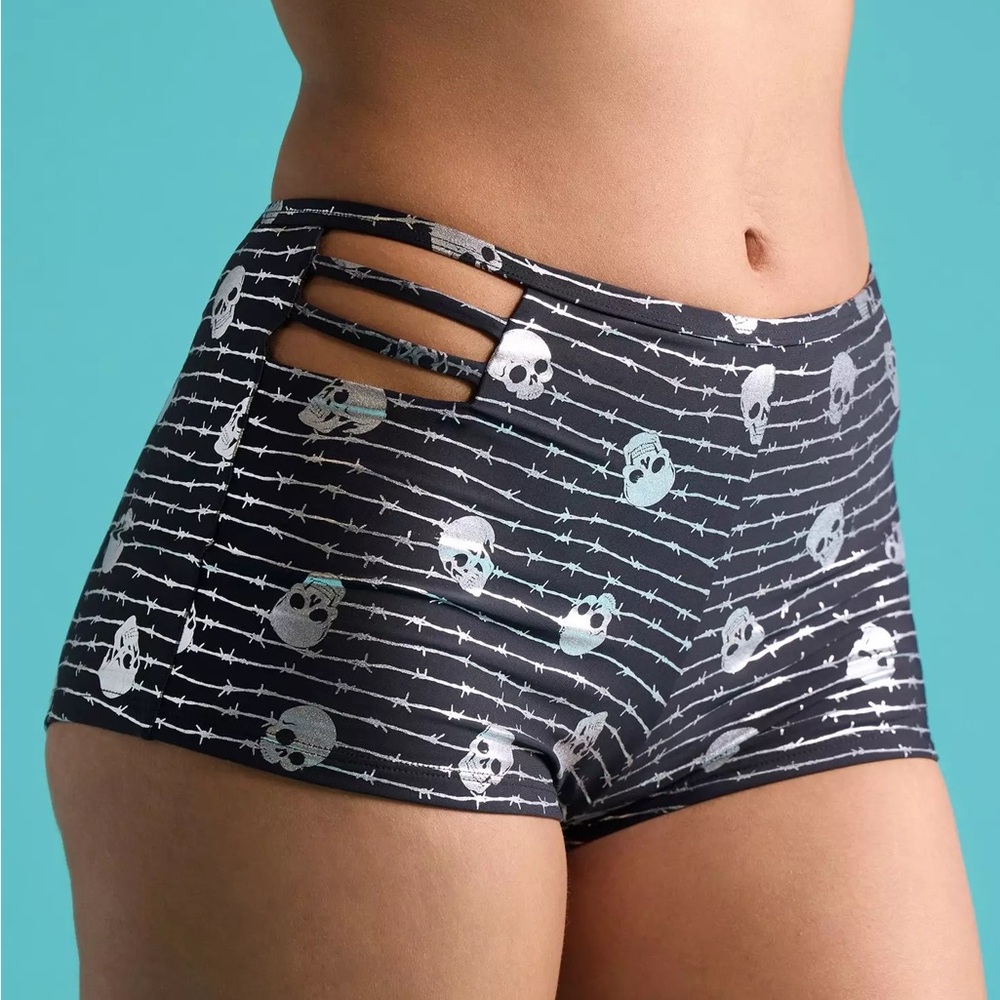 Skull &‎ Barbed Wire Boyshort Swim Bottoms Hot Topic